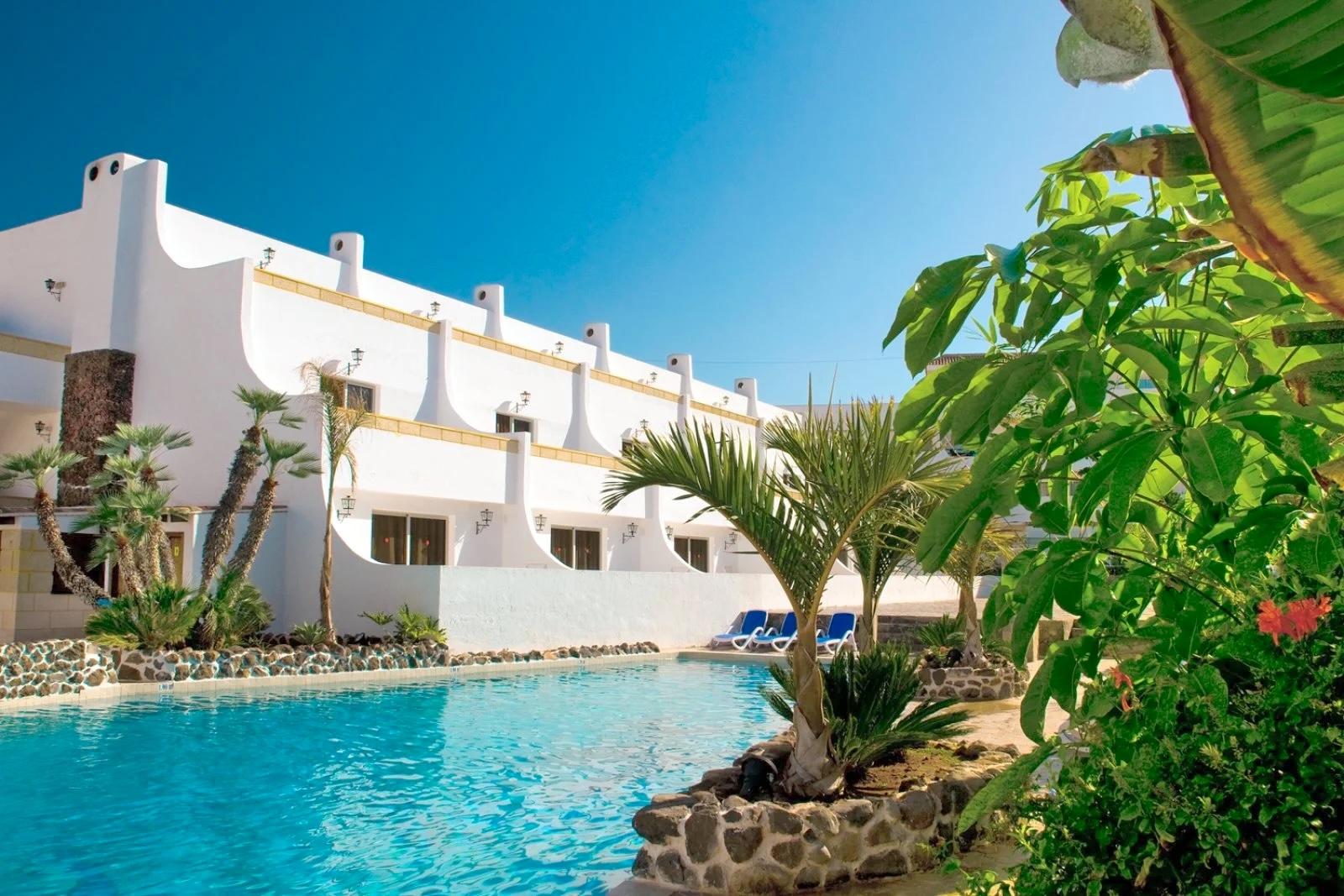 1 Piramides Resort   TENERIFE